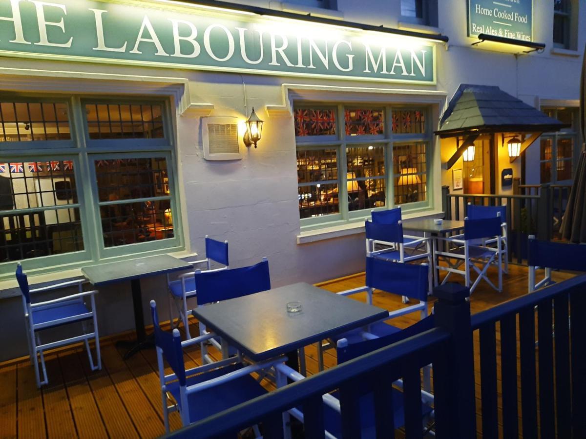 Отель The Labouring Man Coldwaltham Экстерьер фото